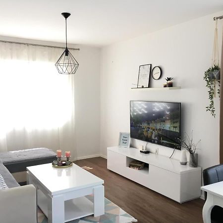 Apartament Cozy And Charming Apt. Sarajewo Zewnętrze zdjęcie