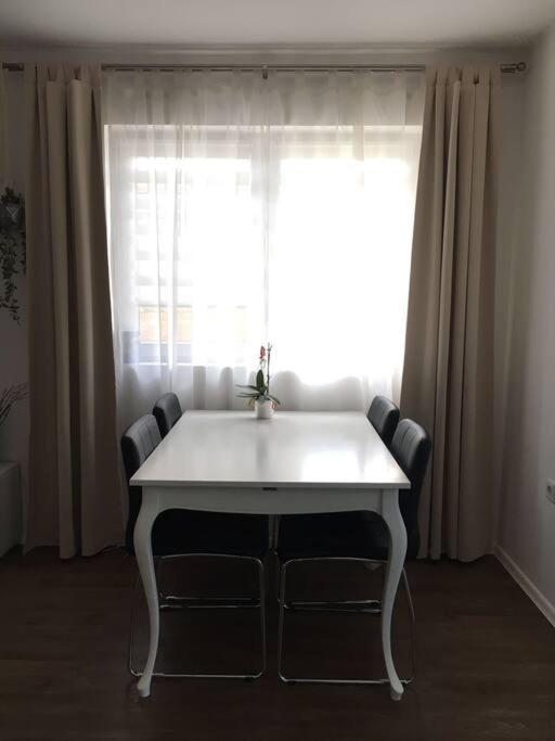 Apartament Cozy And Charming Apt. Sarajewo Zewnętrze zdjęcie